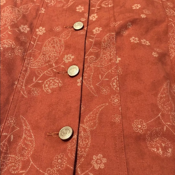 ⬇️$20 Cabela’s Denim style jacket floral paisley - Picture 6 of 8